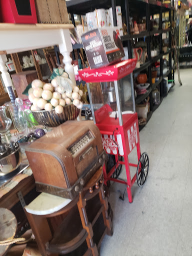 Thrift Store «Explosive Bargains & Thrift», reviews and photos, 127 Smithtown Blvd, Nesconset, NY 11767, USA