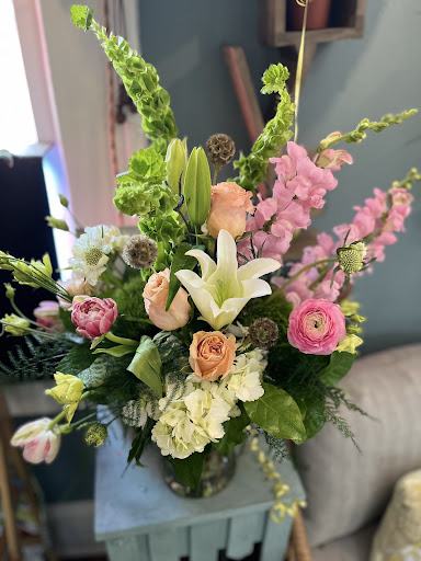 Florist «Forget-Me-Not Florist», reviews and photos, 104 Clairmont Dr, Hendersonville, NC 28791, USA