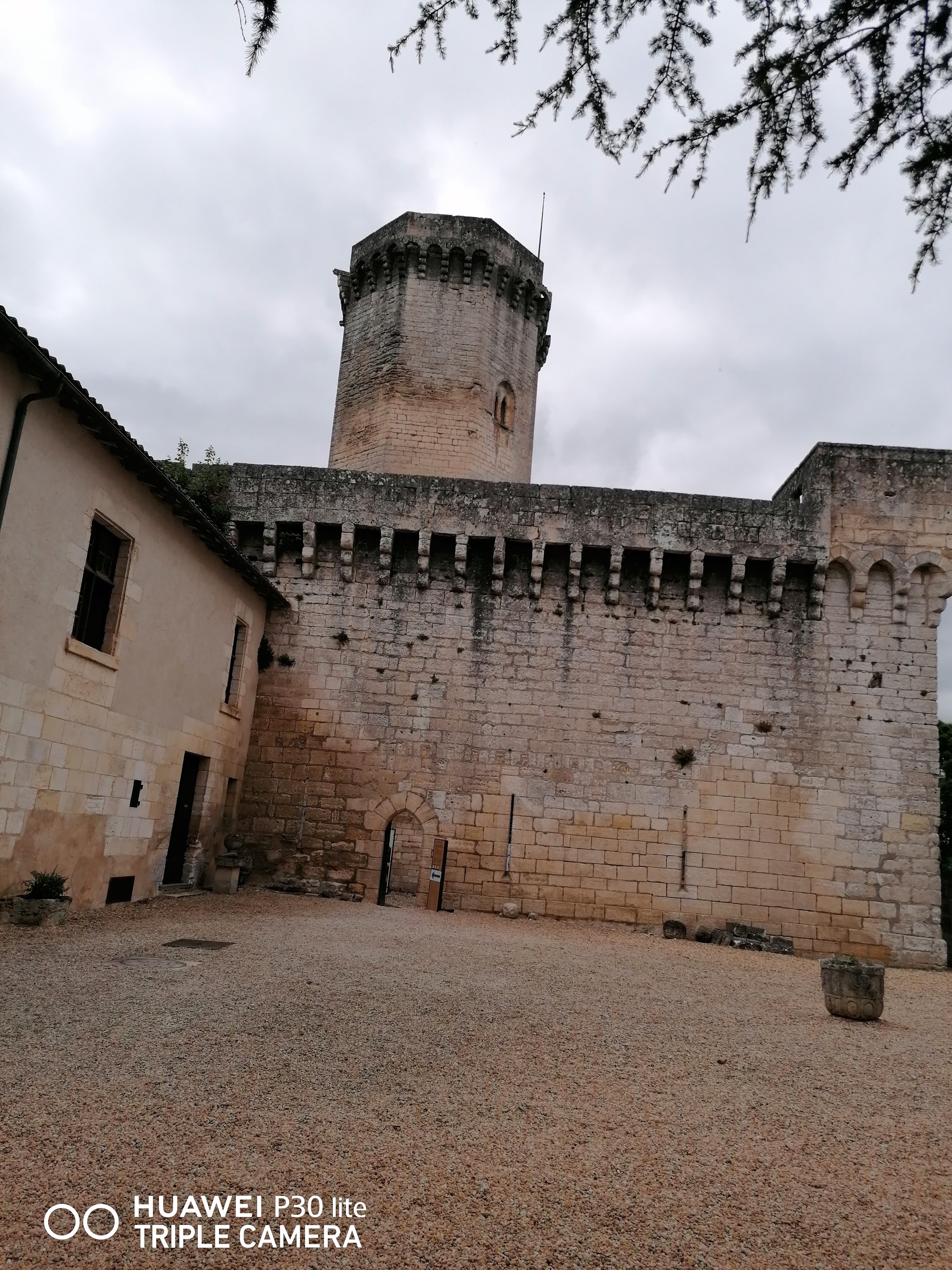 Photo n° 14 de l'avis de Yamina.o fait le 28/05/2022 à 14:46