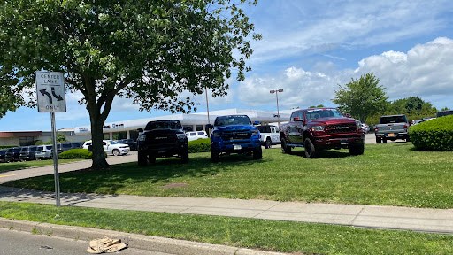 Car Dealer «Chrysler Dodge Jeep Ram Southampton», reviews and photos, 691 County Rd 39A, Southampton, NY 11968, USA