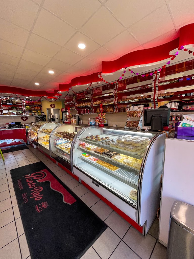 Punto Rojo Bakery and Restaurant 11746