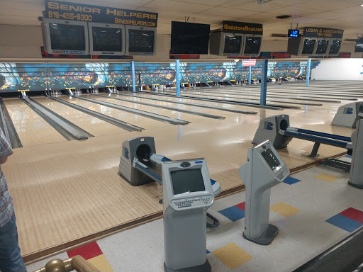 Bowling Alley «Gladstone Bowl», reviews and photos, 300 NW 72nd St, Kansas City, MO 64118, USA