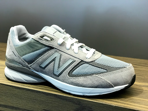 Shoe Store «New Balance», reviews and photos, 380 W Main St, Avon, CT 06001, USA