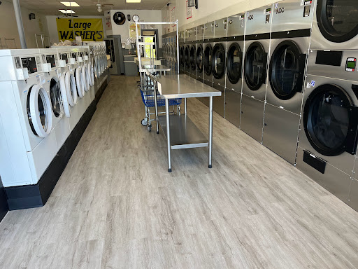 Laundromat «24 Hour Coin Laundry», reviews and photos, 11 Lincoln Hwy, Edison, NJ 08820, USA