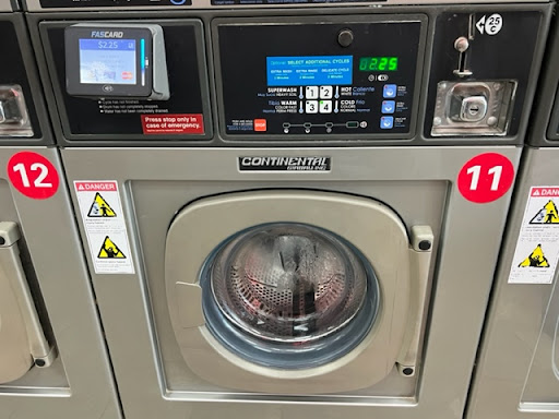 Laundromat «Commerce Wash House-Coin Laundry», reviews and photos, 2167 N Elm St, Commerce, GA 30529, USA