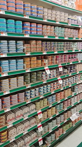 Pet Supply Store «Pet Supplies Plus», reviews and photos, 3701 W Old Shakopee Rd Suite 300, Bloomington, MN 55431, USA