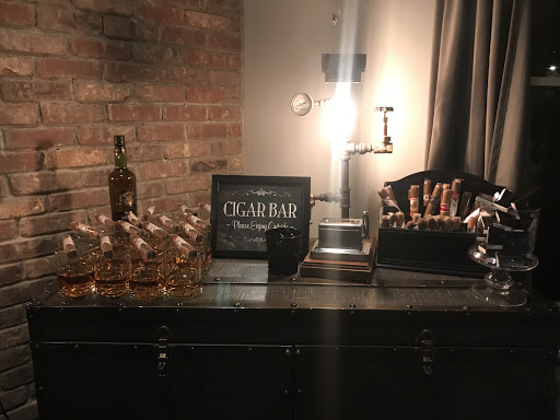 Cigar Shop «James & Sons Tobacconists», reviews and photos, 360 Broadway, Saratoga Springs, NY 12866, USA