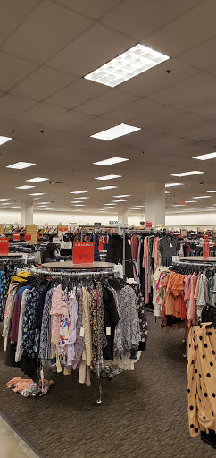 Department Store «Nordstrom Rack White Plains», reviews and photos, 3 City Pl, White Plains, NY 10601, USA