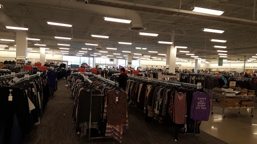 Department Store «Nordstrom Rack The Greene», reviews and photos, 33 Greene Blvd, Beavercreek, OH 45440, USA