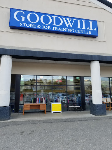 Thrift Store «Goodwill Silverdale», reviews and photos, 10001 Mickelberry Rd NW, Silverdale, WA 98383, USA