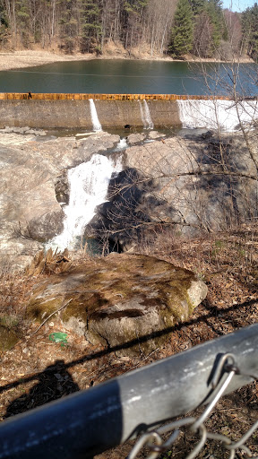 Gift Shop «Quechee Gorge Gifts & Sportswear», reviews and photos, 6053 Woodstock Rd, Quechee, VT 05059, USA