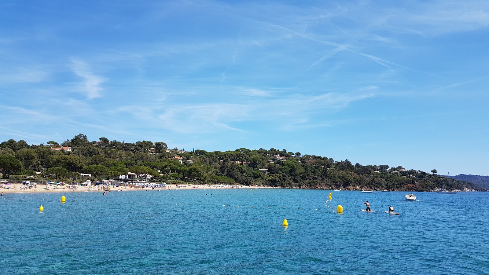 Plage du Debarquement beach (Antheor, Var) on the map with photos and ...