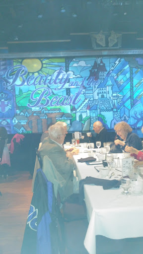 Dinner Theater «Show Palace Dinner Theatre», reviews and photos, 16128 US-19, Hudson, FL 34667, USA