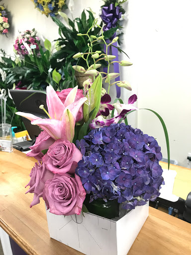 Florist «George K. Walker Florist», reviews and photos, 1419 S Stratford Rd, Winston-Salem, NC 27103, USA