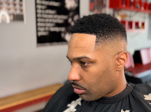 Barber Shop «The Gentlemens Club Barbershop», reviews and photos, 1320 Jefferson Davis Hwy Suite #20, Fredericksburg, VA 22401, USA