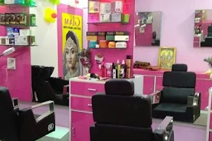 Glam Beauty Care & Make Up Studio image