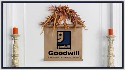 Goodwill Store: Commerce