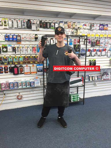 Computer Store «Digitcom Computer & Cell Phone Repair», reviews and photos, 1151 Deer Park Ave, North Babylon, NY 11703, USA