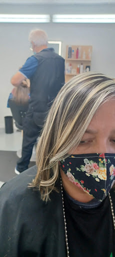 Beauty Salon «Dominicano Beauty Salon», reviews and photos, 583 Pondella Rd # F, North Fort Myers, FL 33903, USA