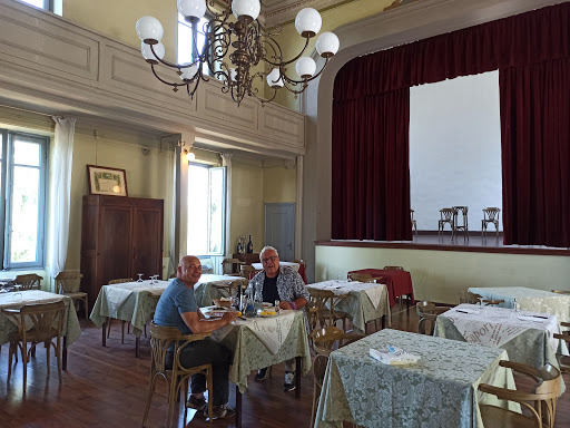 Ristorante Osteria Del Poeta Pescatore In Paderna Con Cucina Italiana
