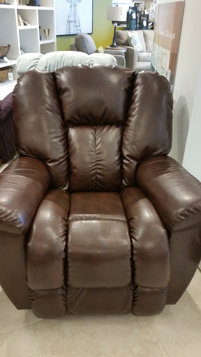 Furniture Store «La-Z-Boy Furniture Galleries», reviews and photos, 8600 NE Flintlock Rd, Kansas City, MO 64157, USA
