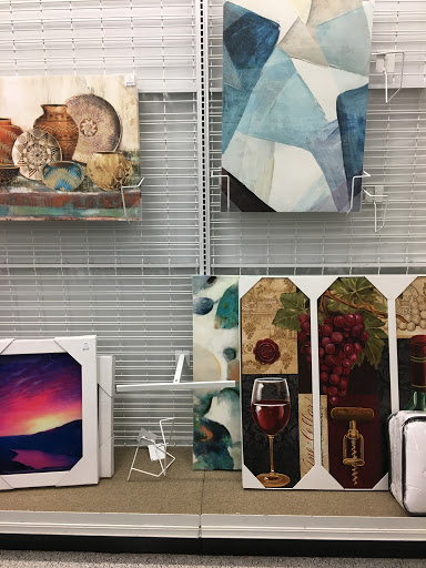 Clothing Store «Ross Dress for Less», reviews and photos, 151 N McDowell Blvd, Petaluma, CA 94954, USA