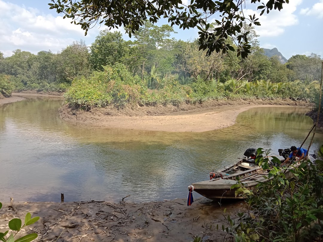 Samed Jungle Boat camp