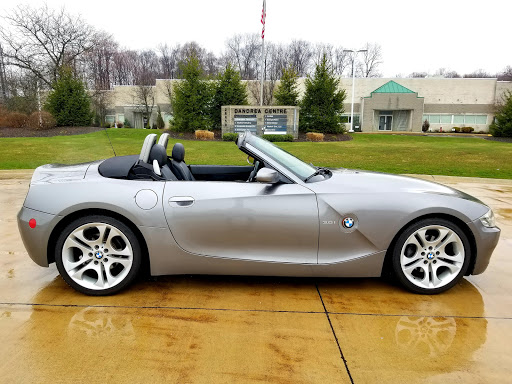 Car Dealer «Pure Automotive», reviews and photos, 4509 Renaissance Pkwy, Warrensville Heights, OH 44128, USA