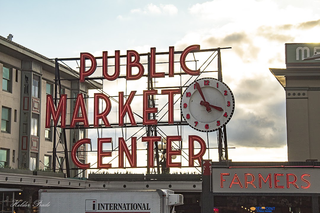 Public Market Center Sign