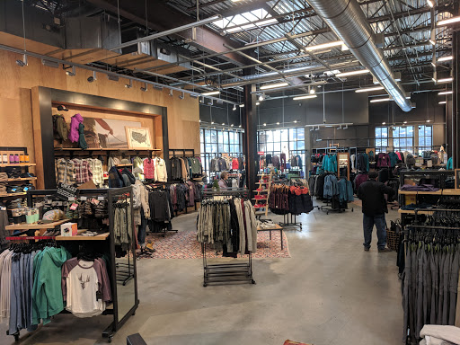 Camping Store «REI», reviews and photos, 910 Rose Avenue, North Bethesda, MD 20852, USA