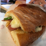 Photo n°2 de l'avis de Michele.i fait le 21/08/2020 à 06:03 sur le  Peperusko à Castelmezzano