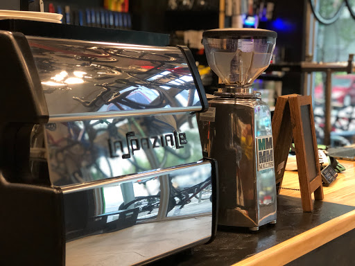 Bicycle Store «Brickell Bikes», reviews and photos, 70 SW 12th St, Miami, FL 33130, USA