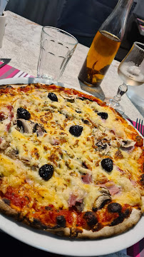 Pizza du Pizzeria les 4 chemins à Plan-d'Orgon - n°1