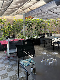 Atmosphère du Restaurant Nourjane à Pernes-les-Fontaines - n°11