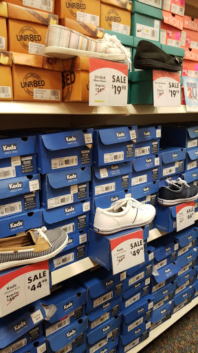 Shoe Store «Shoe Carnival», reviews and photos, 1452 Jeffreys Rd, Rocky Mount, NC 27804, USA