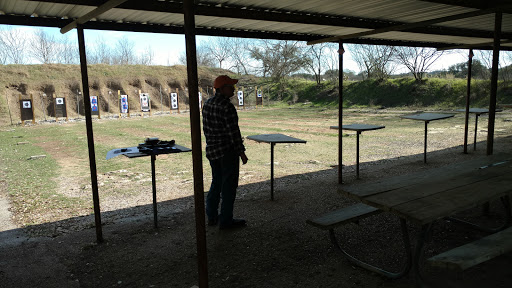 Gun Shop «Dietz Gun Shop & Range Inc», reviews and photos, 421 Range Rd, New Braunfels, TX 78132, USA