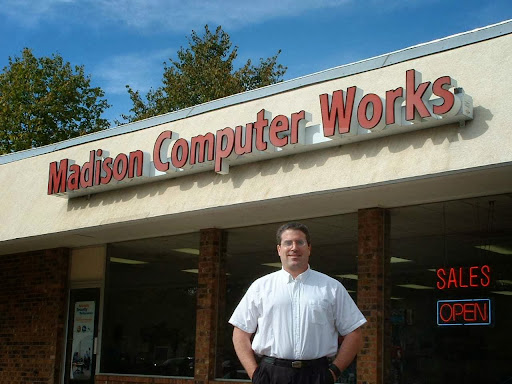 Computer Store «Madison Computer Works, Inc.», reviews and photos, 353 Island Dr, Madison, WI 53705, USA