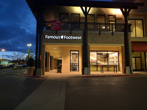 Shoe Store «Famous Footwear», reviews and photos, 7023 SW Nyberg St, Tualatin, OR 97062, USA