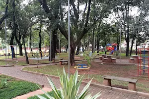 Parque Adelino Flumian image