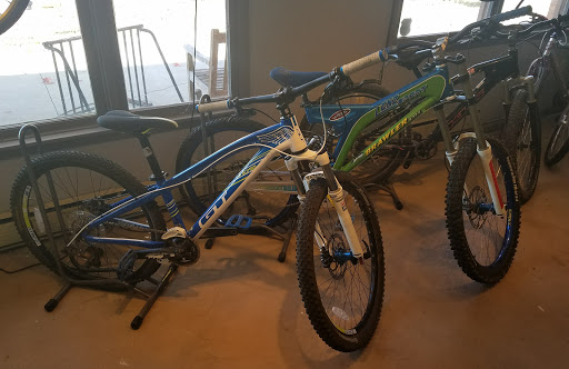 Scooter Repair Shop «Wheel Sports bicycleshop and skate boards», reviews and photos, 402 S Church St, Wentzville, MO 63385, USA