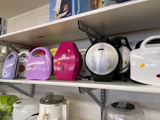 Thrift Store «The Salvation Army Family Store & Donation Center», reviews and photos, 501 Plum St, Red Wing, MN 55066, USA