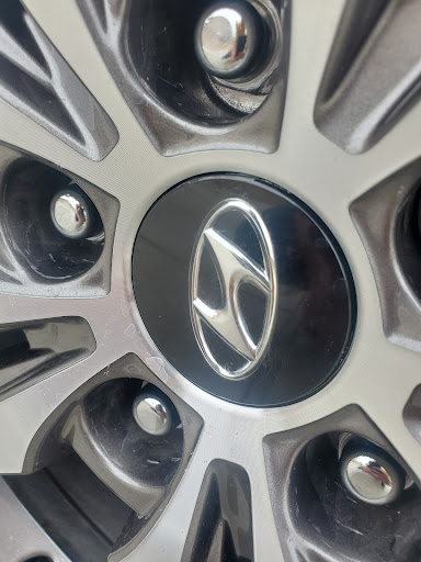 Tire Shop «Discount Tire Store - San Marcos», reviews and photos, 2227 S Interstate 35, San Marcos, TX 78666, USA