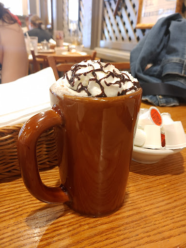 American Restaurant «Cracker Barrel Old Country Store», reviews and photos, 1134 Woodruff Rd, Greenville, SC 29607, USA