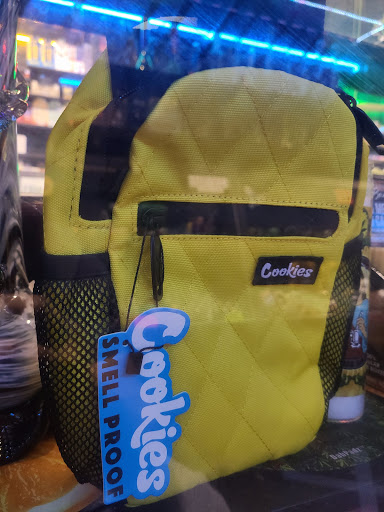 Tobacco Shop «Good Times Tobacco», reviews and photos, 121 E Nolana Ave, McAllen, TX 78504, USA