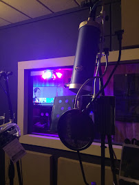 Vocal Line Music Recording Studio - Photo 6 - Car repair in McAllen, TX, McAllen