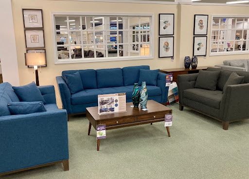 Furniture Store «Raymour & Flanigan Furniture and Mattress Store», reviews and photos, 9 Cabot Blvd E, Langhorne, PA 19047, USA