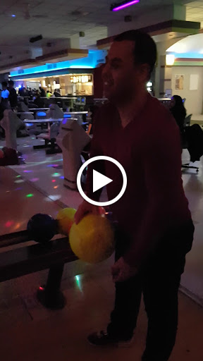 Bowling Alley «Streamwood Bowl», reviews and photos, 1232 E Irving Park Rd, Streamwood, IL 60107, USA