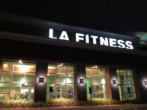 Gym «LA Fitness», reviews and photos, 2420 Cleveland Ave N, Roseville, MN 55113, USA