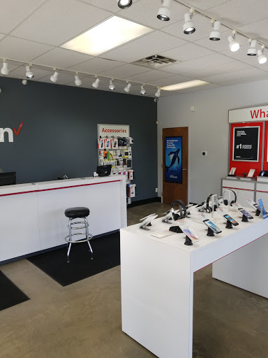 Cell Phone Store «Verizon», reviews and photos, 3538 Calumet Ave, Valparaiso, IN 46383, USA