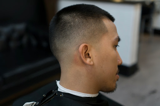 Barber Shop «ORIGINAL SHARP Barbershop & Shave Parlor», reviews and photos, 315D Millburn Ave, Millburn, NJ 07041, USA